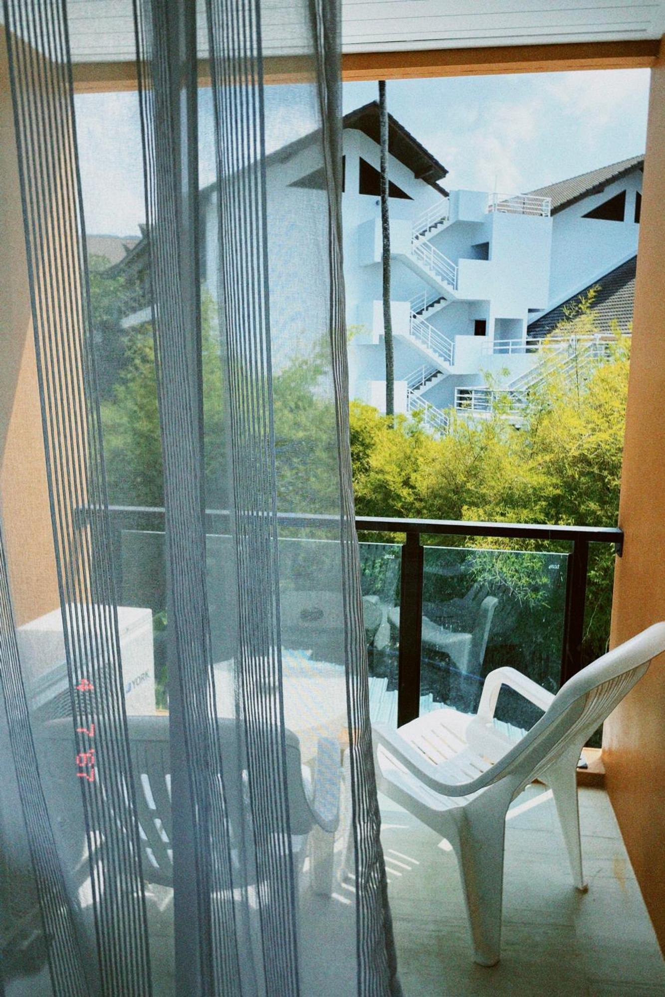 Hotel Sasimanta Kamala Exteriér fotografie